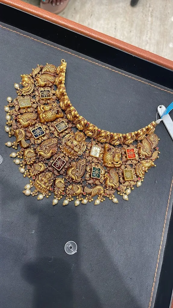 Mahalaxmi Gold & Diamond Merchants